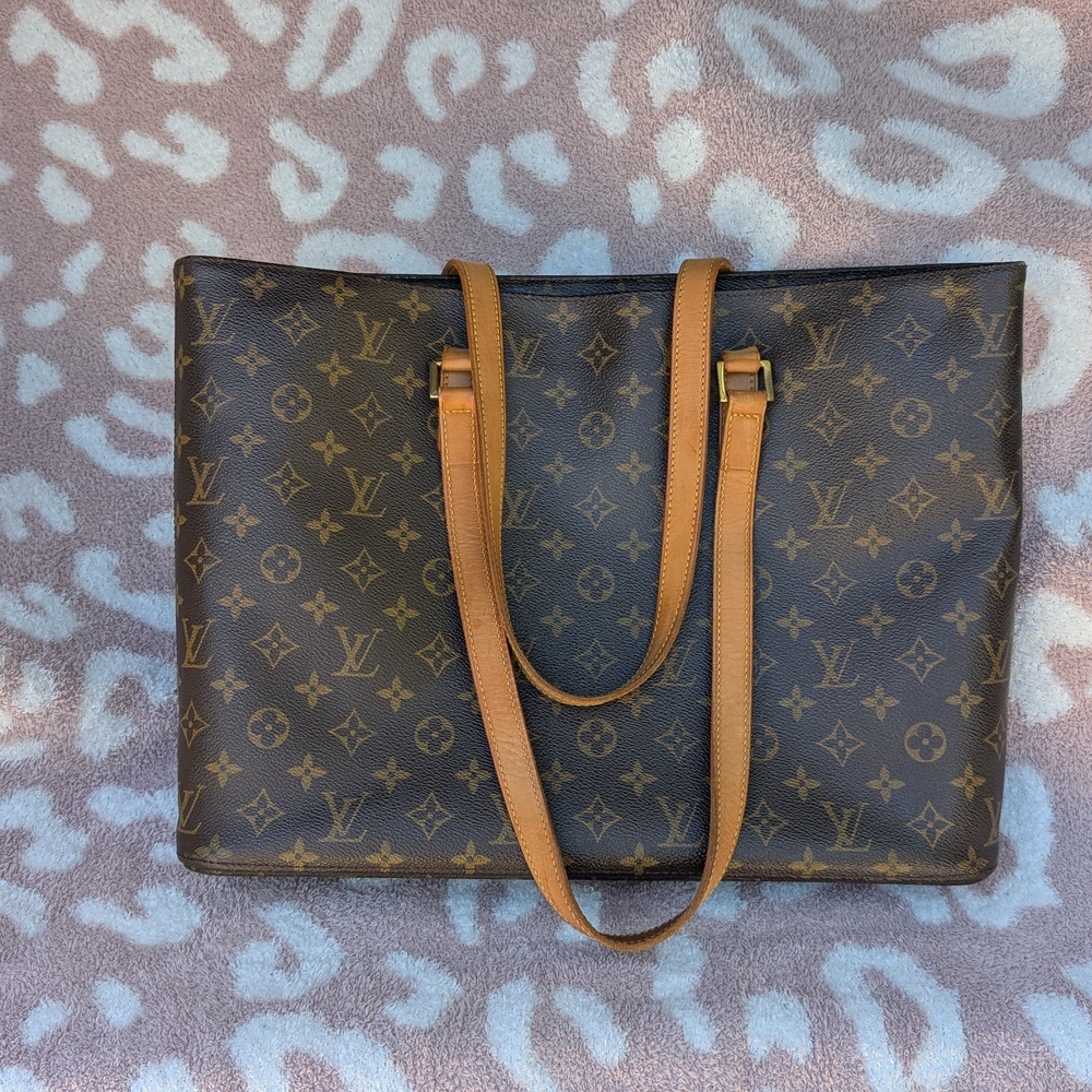 Louis Vuitton Tote Bag